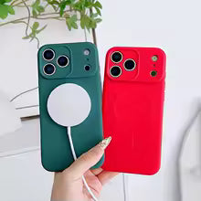 حافظة موشي أوفرتشر لهاتف آيفون 17